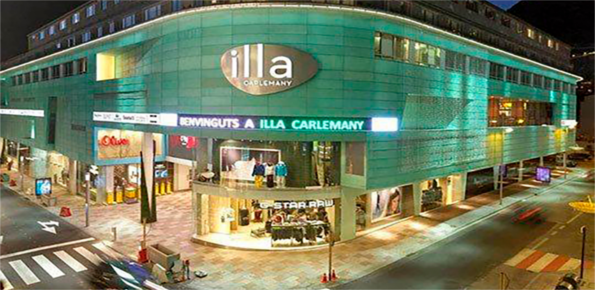 Illa Carlemany Shopping Center